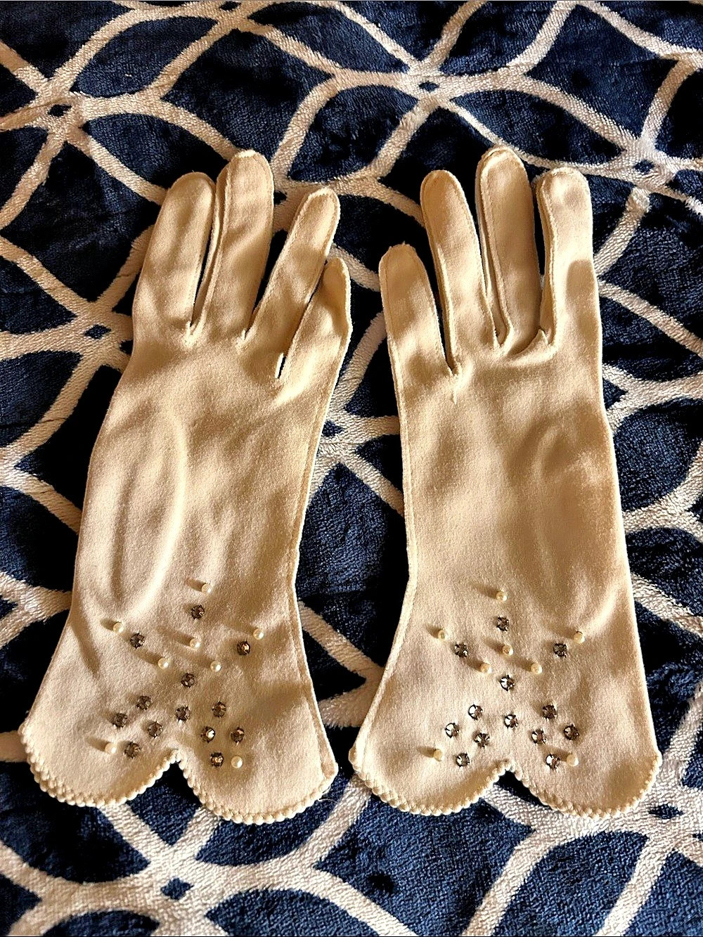 Vintage Embellished Formal Gloves